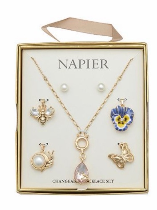 CHANEL Handbags - Fashion jewelry sets!!!! 
Customer Appreciation Situation 🌸🖤🌸